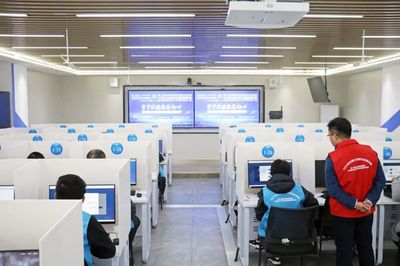 第三屆全國信息通信和互聯(lián)網(wǎng)行業(yè)職業(yè)技能競賽信息通信網(wǎng)絡(luò)機務(wù)員賽項圓滿落幕，推動互聯(lián)網(wǎng)信息技術(shù)服務(wù)高質(zhì)量發(fā)展